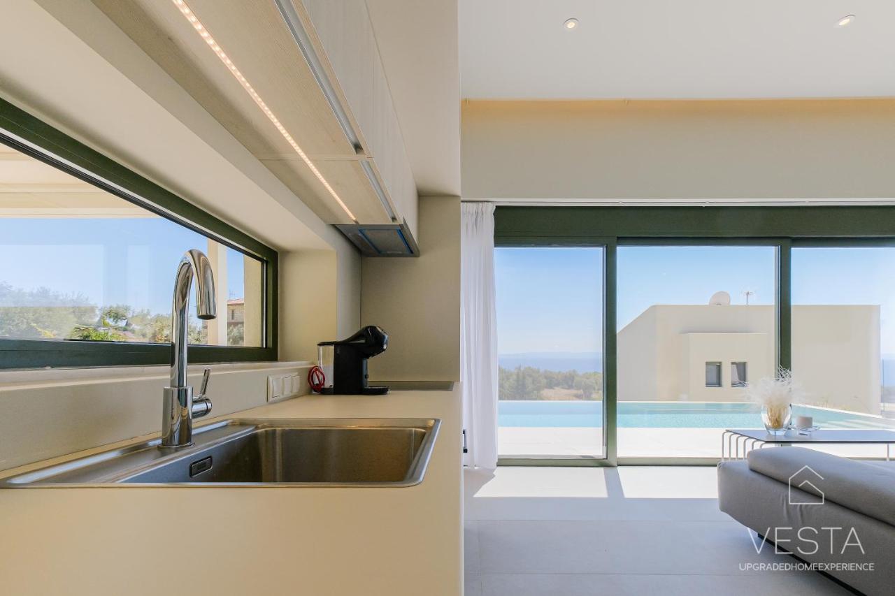 Olive Grove - With Private Pool And Garden Nikiti (Sithonia)