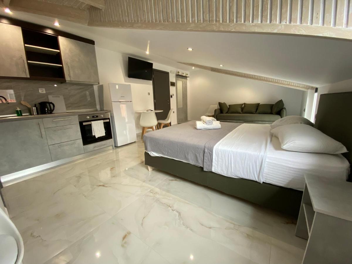 Almira Hotel