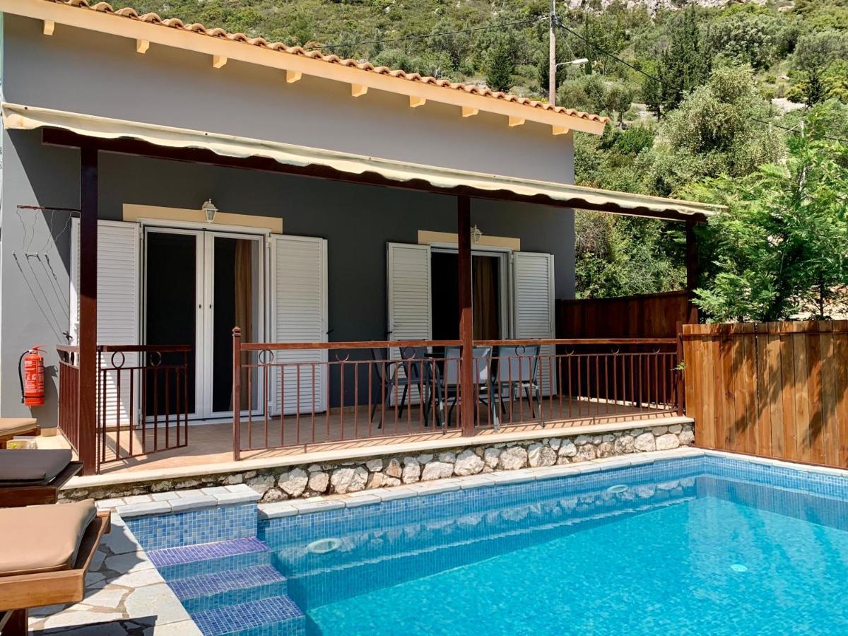 Villa Dimarion Villas *