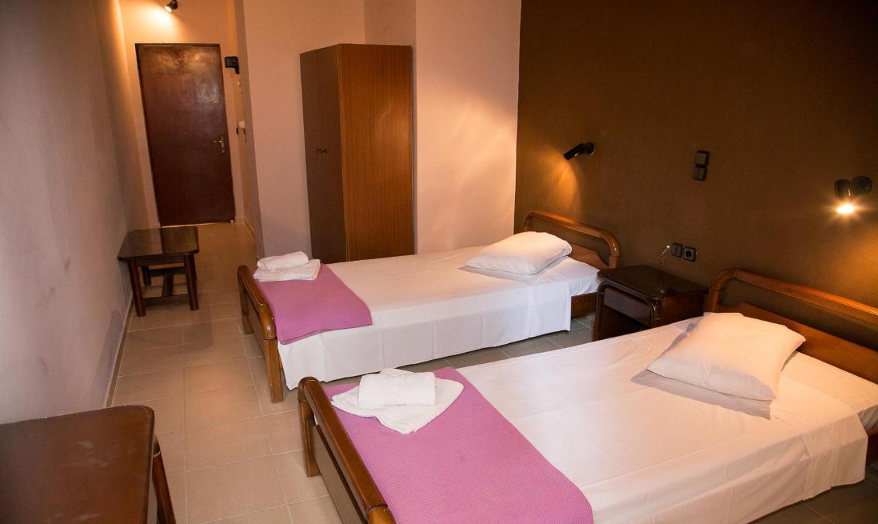 Petania & Aparthotel 3*