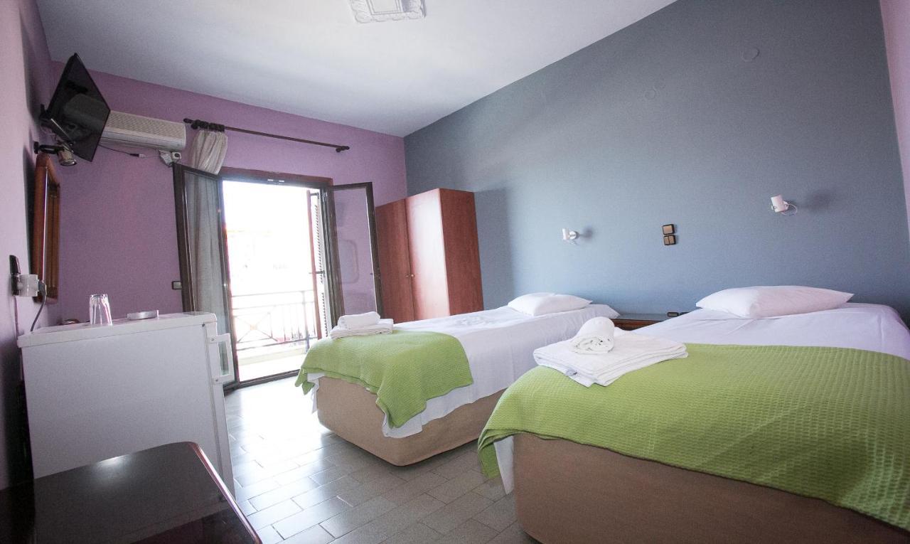 Aparthotel Petania & 3*