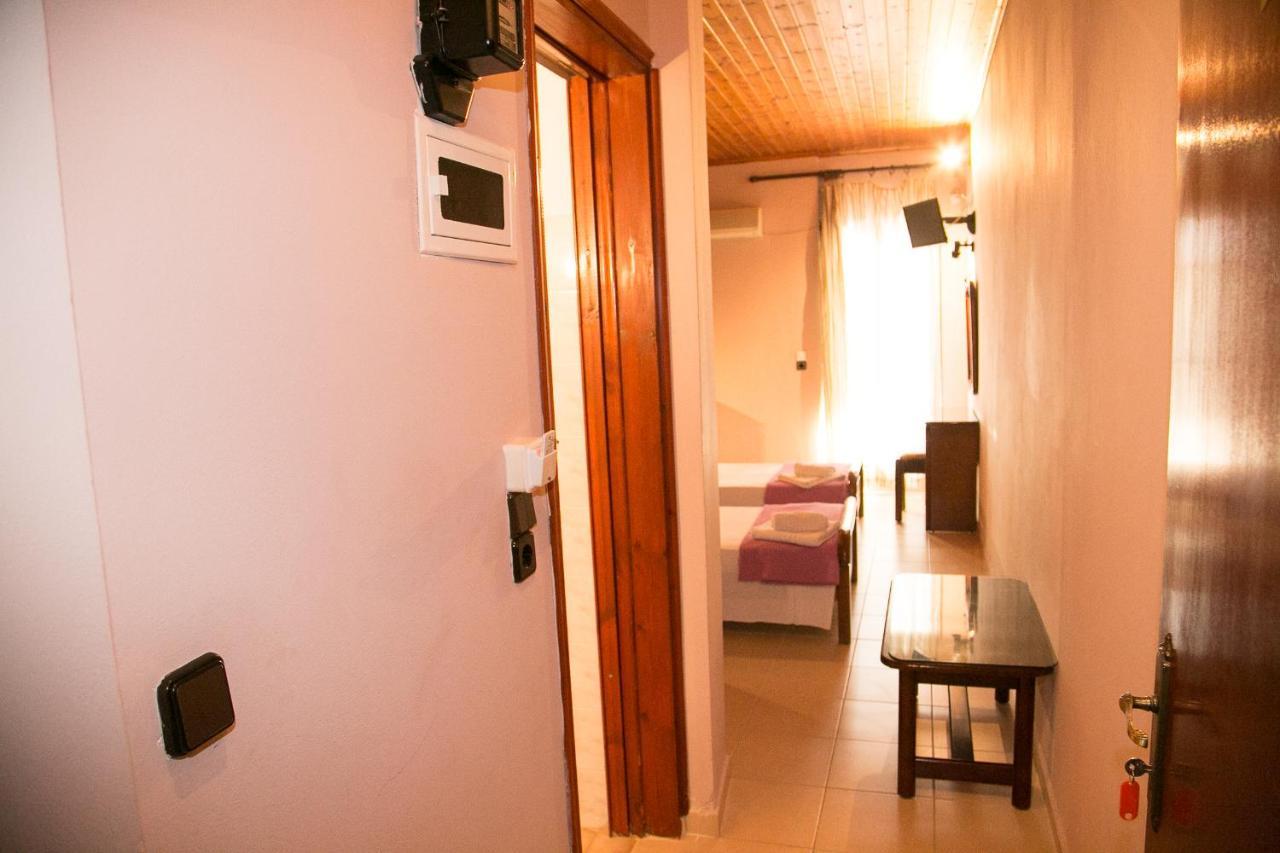 Aparthotel Petania & 3*
