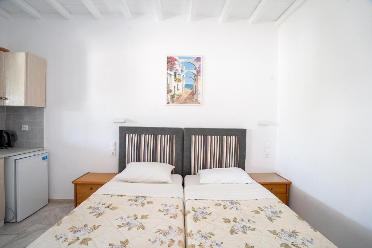 Liana Studios Apartment *