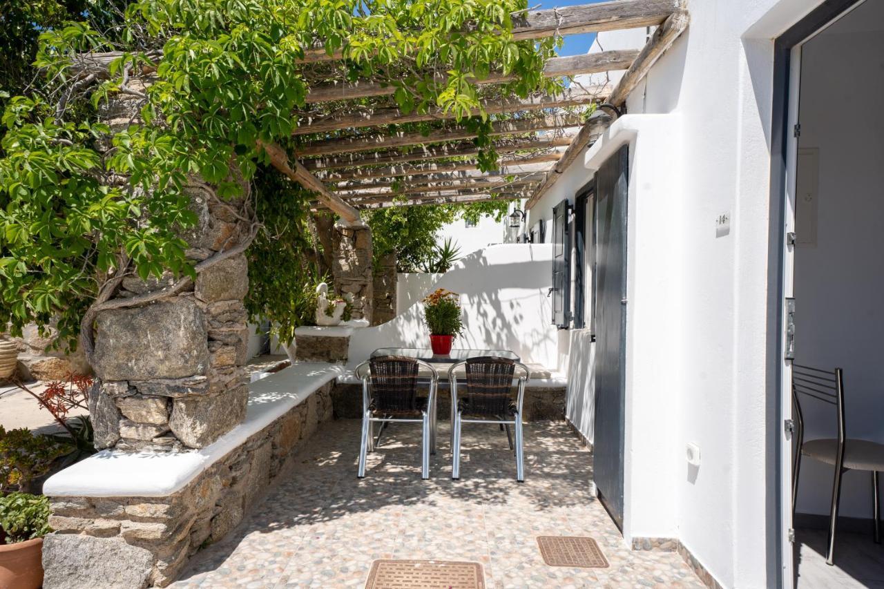 Liana Studios