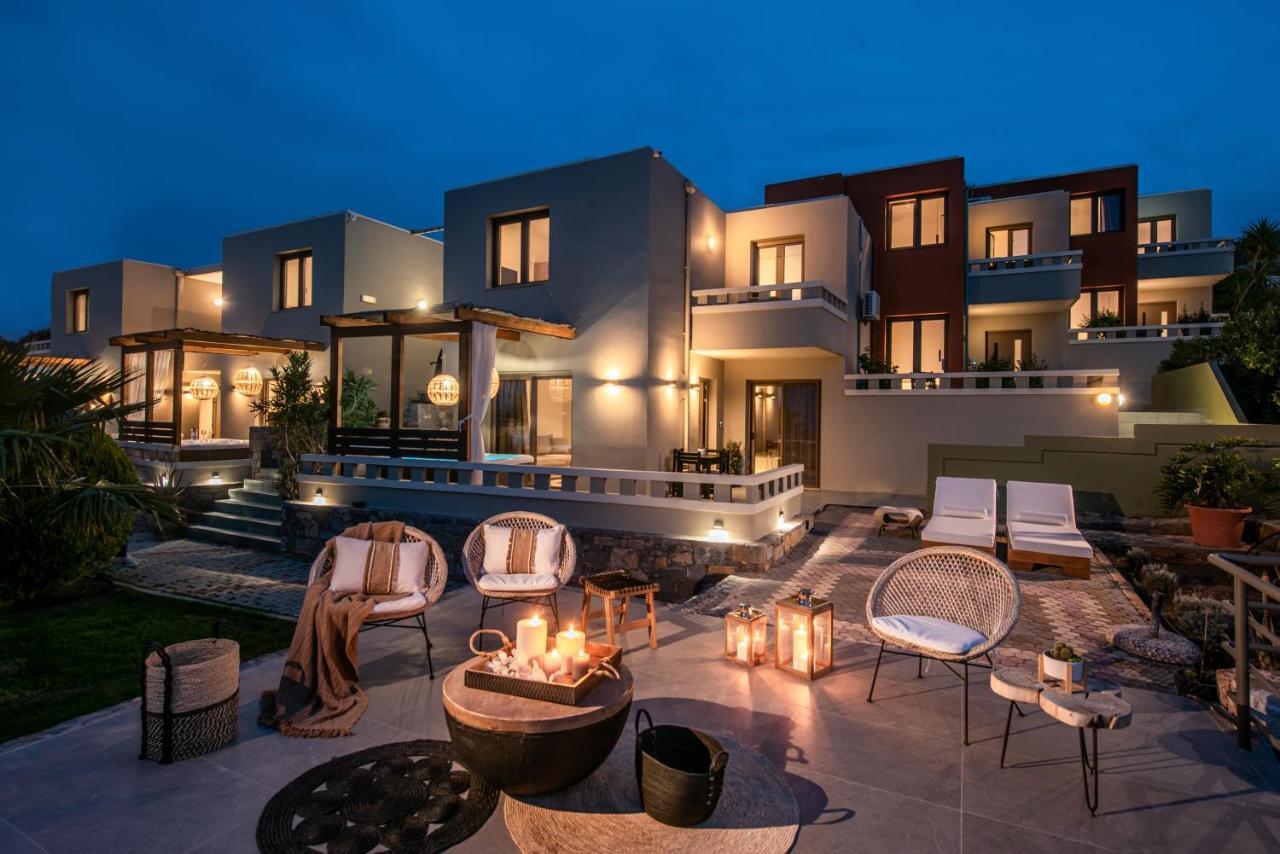 Aparthotel Everest And 3*