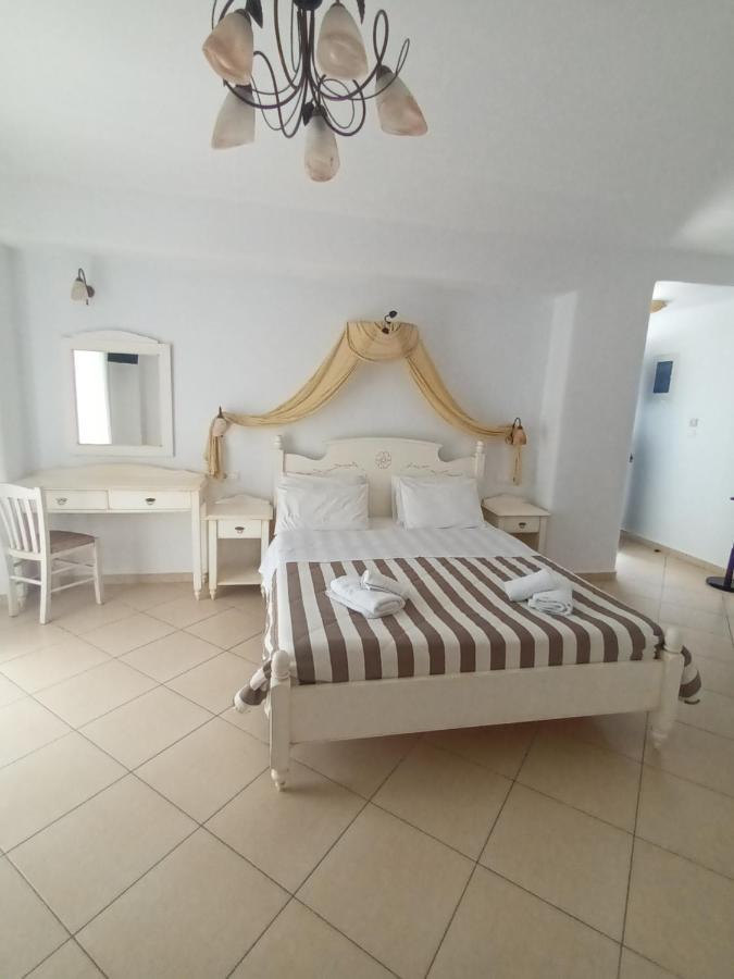 Theofanis 3* Agia Anna (Naxos)