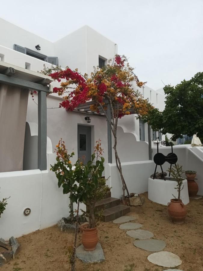 Hotel Theofanis