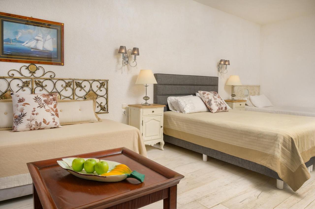 Leandros Hotel Nea Roda
