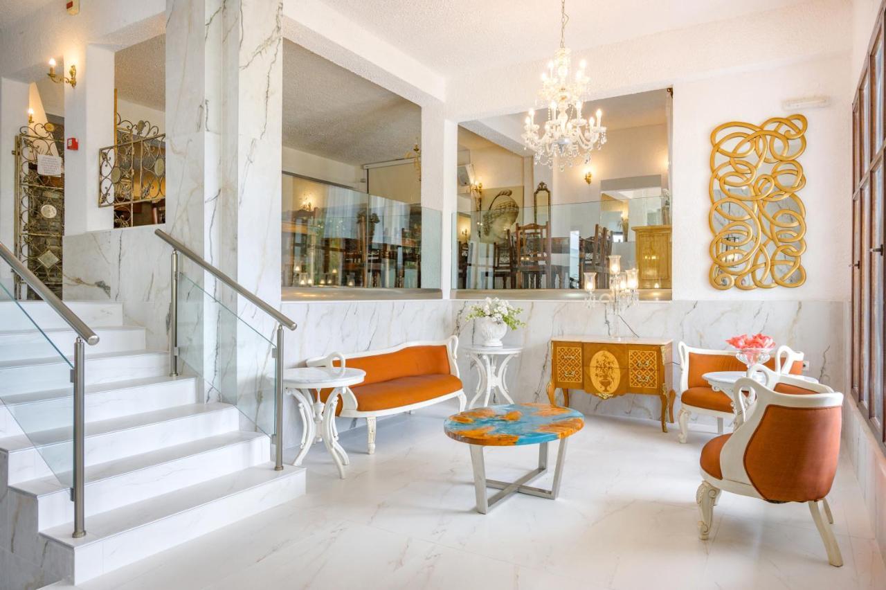 Leandros Hotel 3*