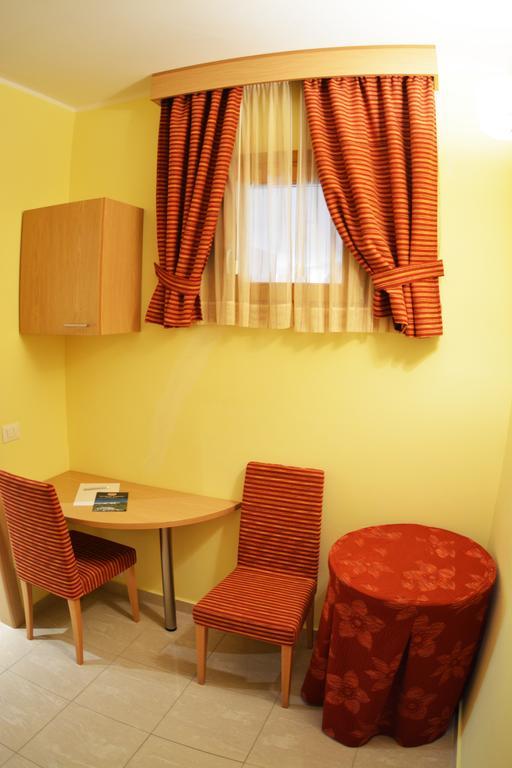 Petros Italos Apartment