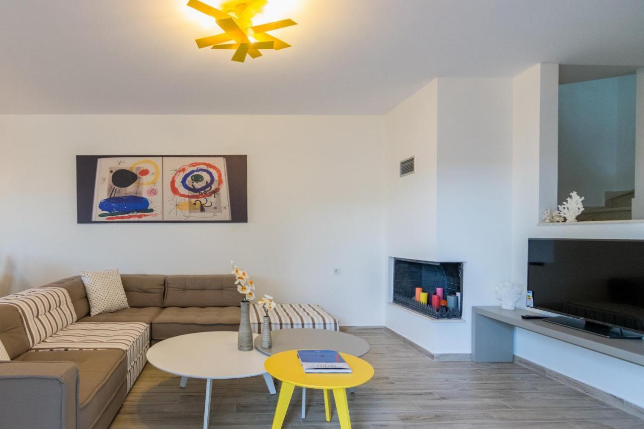 Villa Ilianthos *