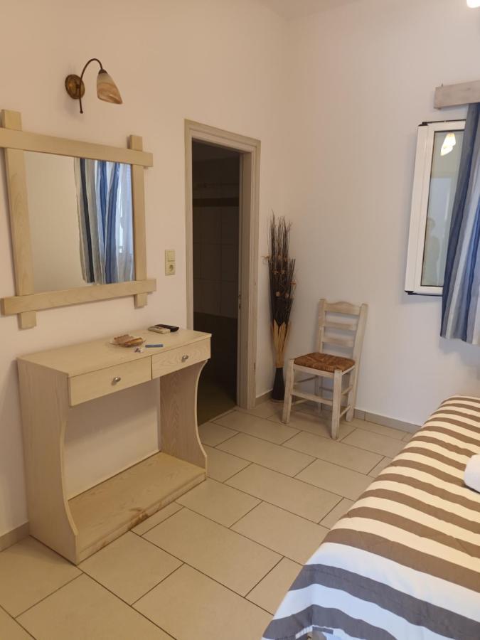 Theofanis Hotel 3*