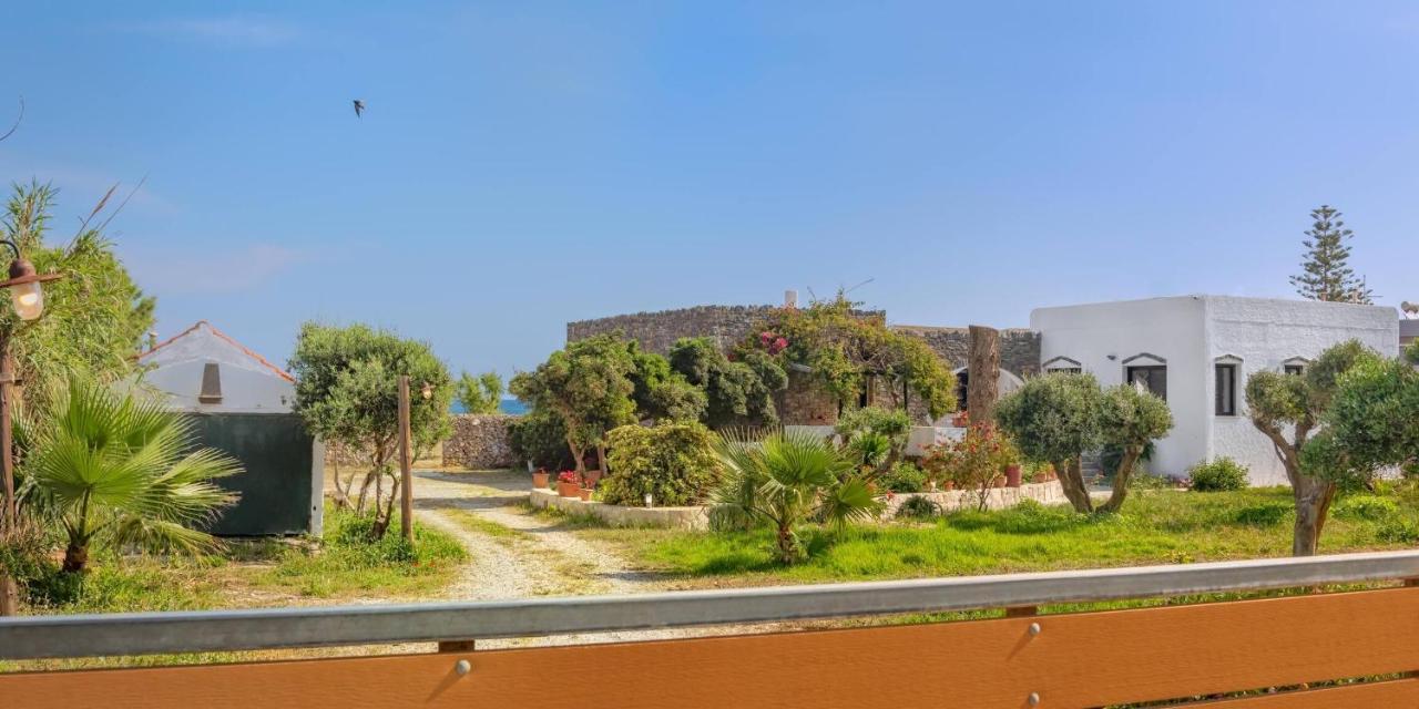 Platanias Beachfront Elsa-90m To Main Square Villa Platanias (Crete)