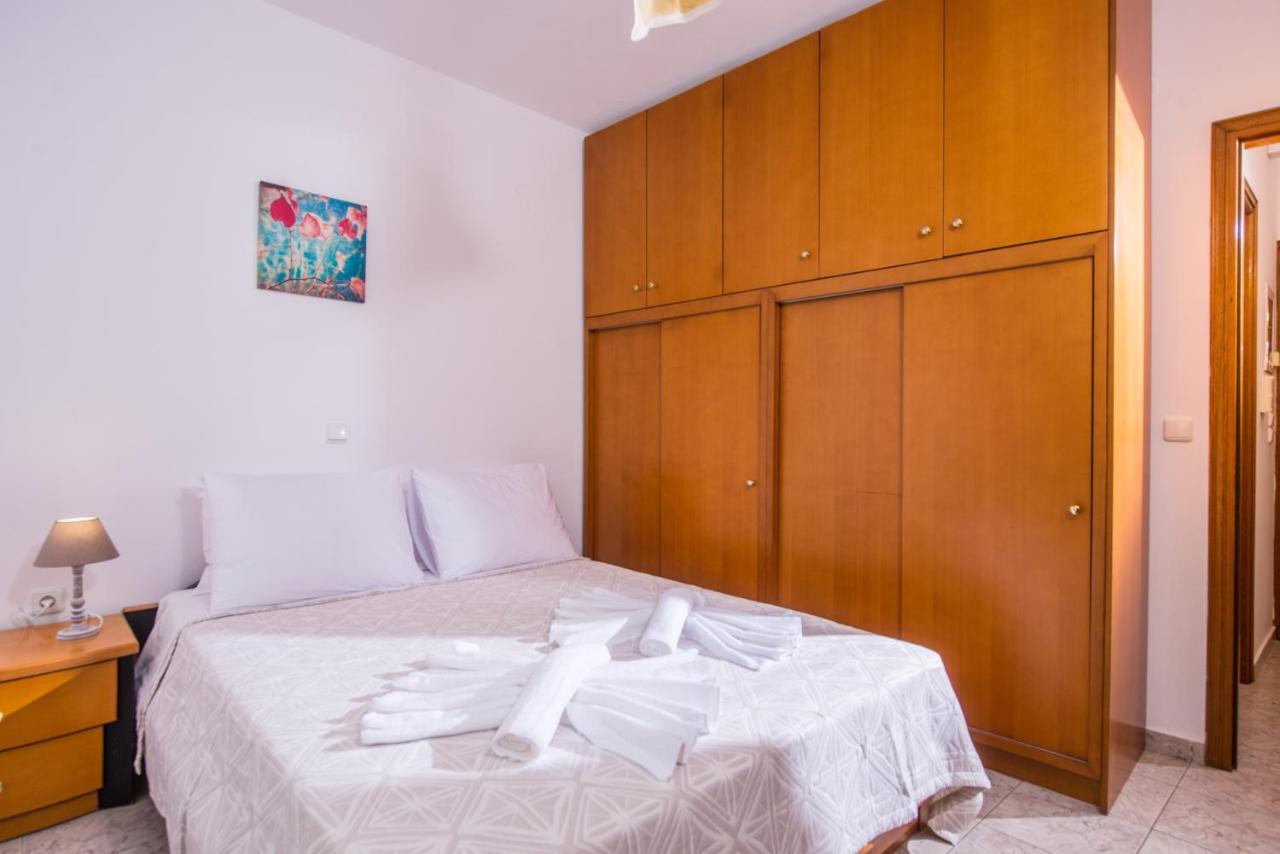 Ergina Home, Cozy 2 Bedroom Apartment *