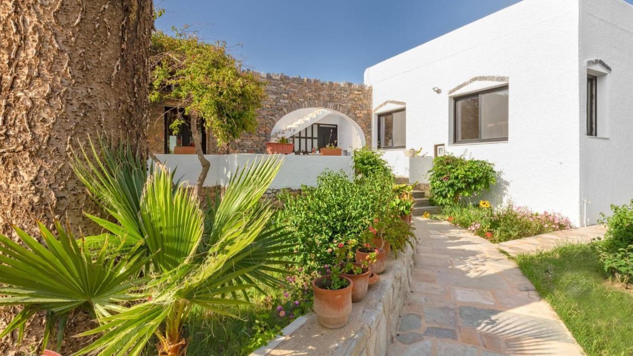 Platanias Beachfront Elsa-90m To Main Square Villa Platanias (Crete)
