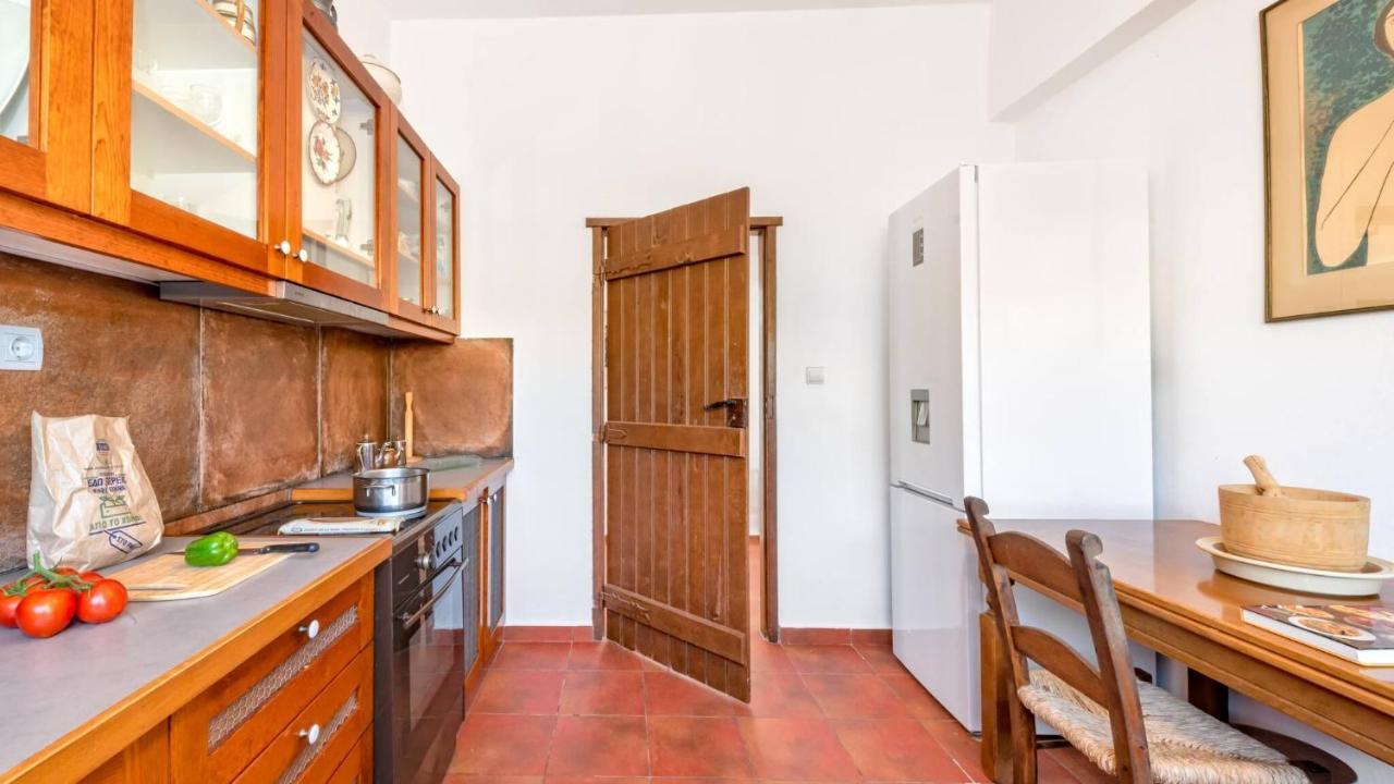 Villa Platanias Beachfront Elsa-90m To Main Square