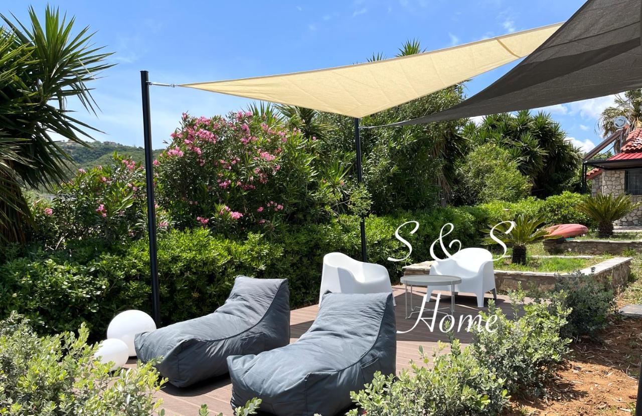Holiday home S&s