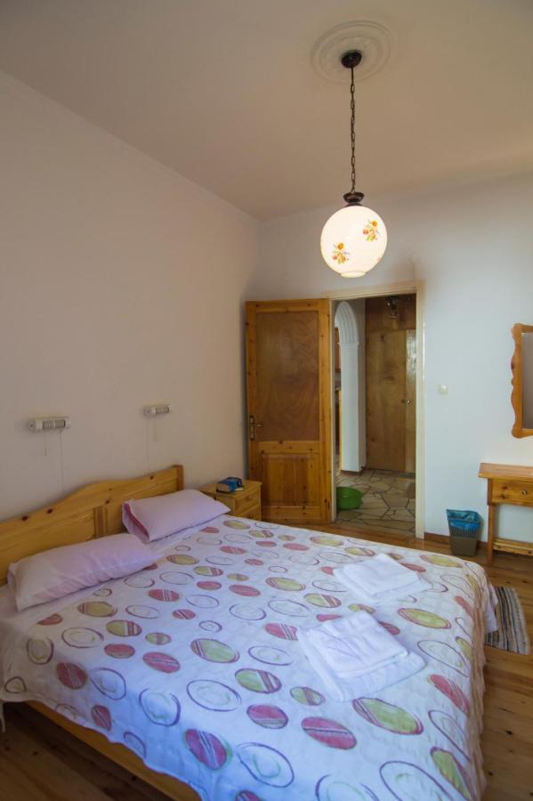 Apartment Eritha &