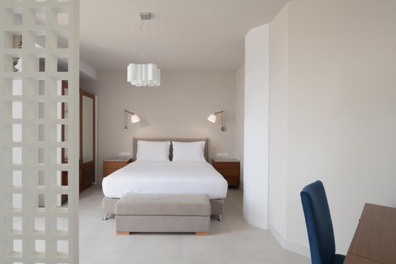 Hotel Macaris & Rethymno (Crete)