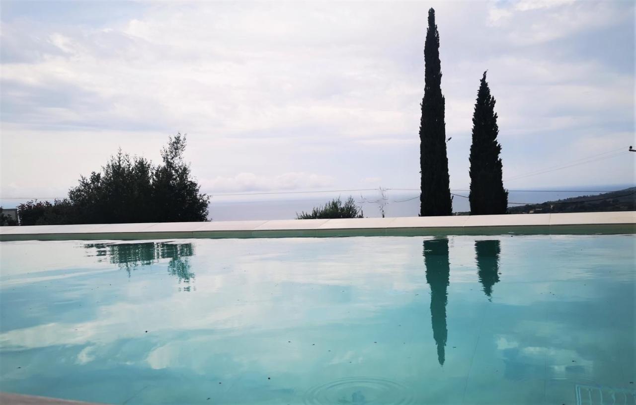 Villa Relux Livathos (Kefalonia)
