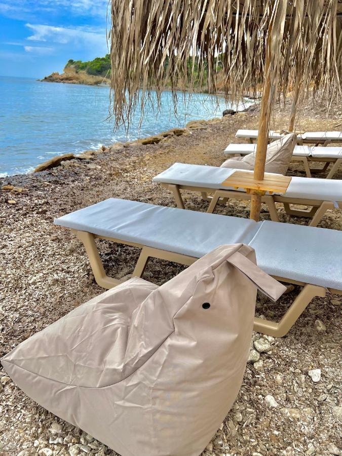 Afroditi, Corfu