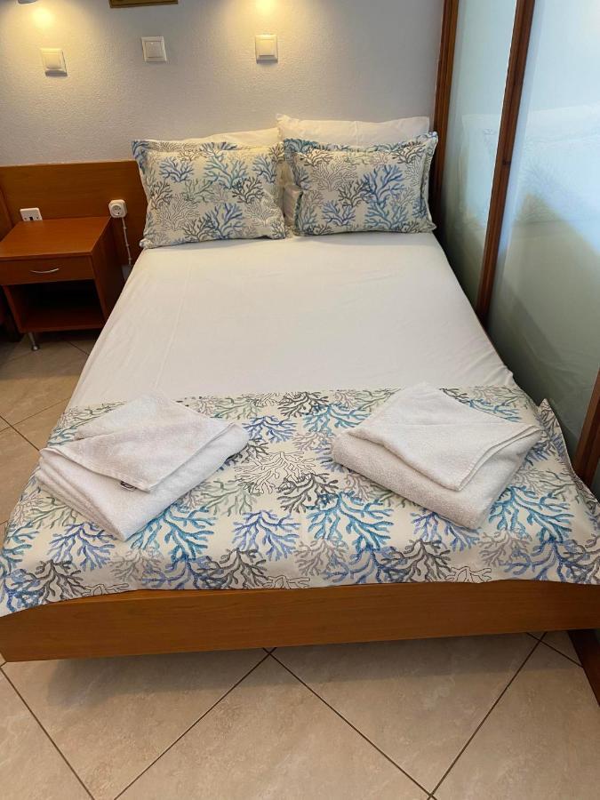 Porto Marina Chrysi Ammoudia