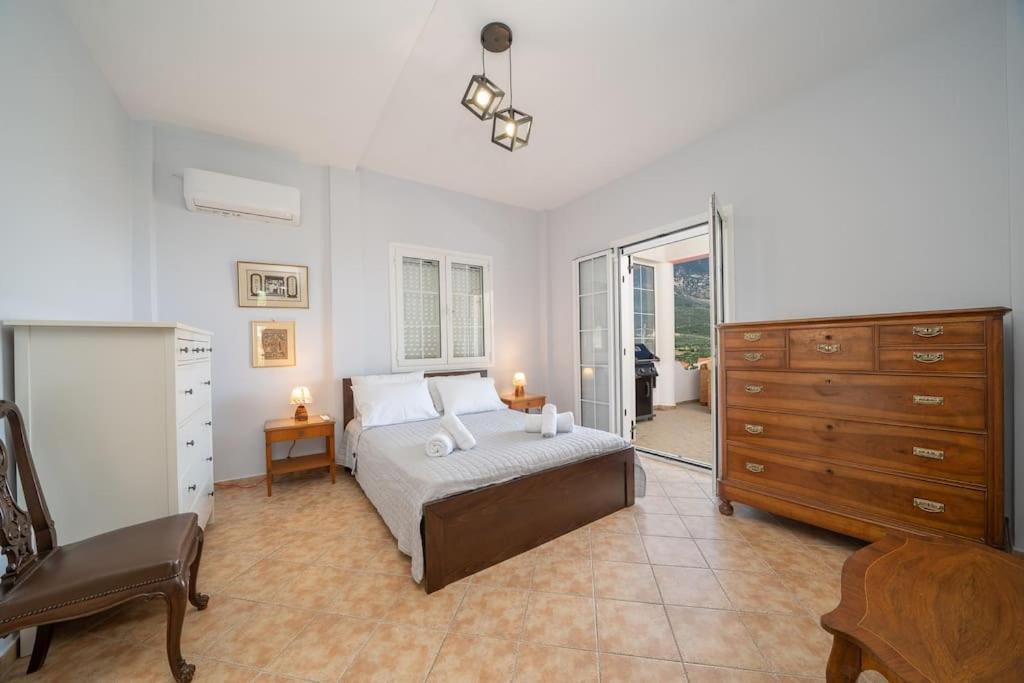 Villa Stunning Views Karavados