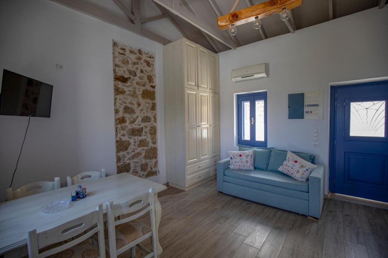 Thea Menetes Apartment Menetai