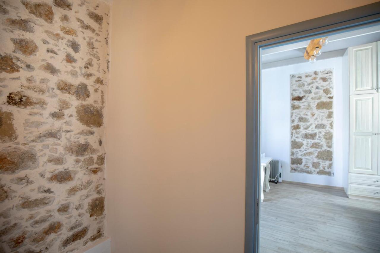 Apartment Thea Menetes *