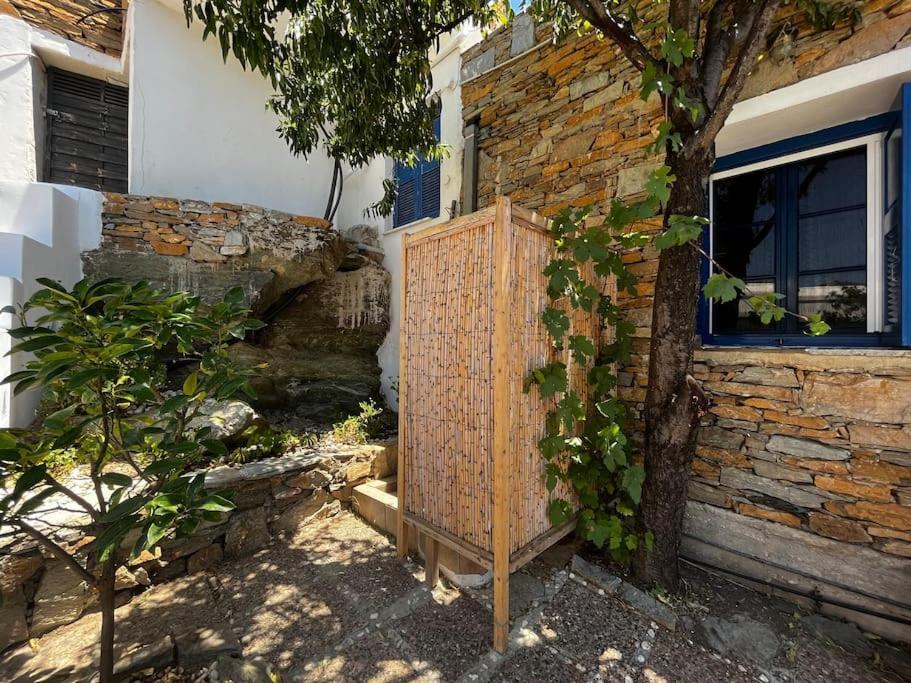 Holiday home Cycladic House Krios With A Pool And 2min From The *