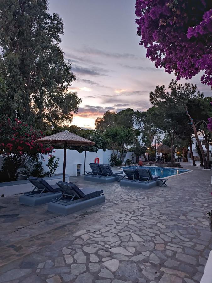 Naxos Summerland