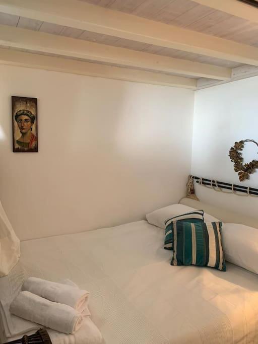 Holiday home Vera's Traditional House - Chora Serifos Town