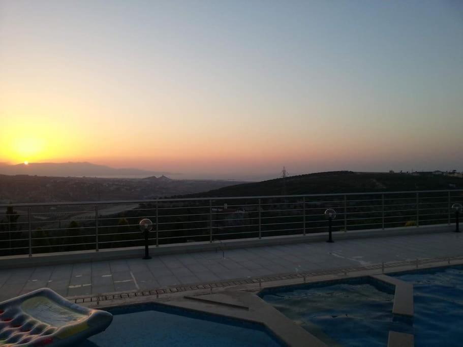 Ermis House *