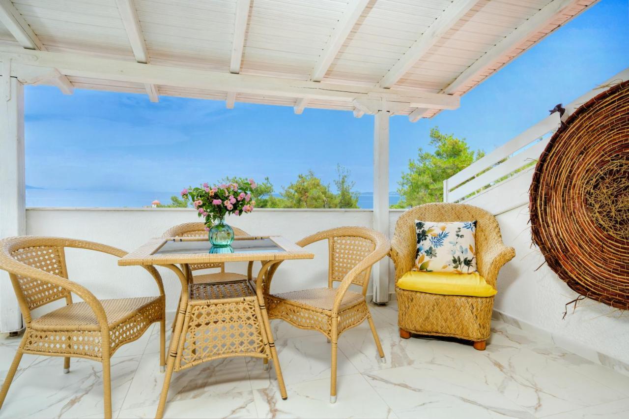 Leandros Hotel Nea Roda