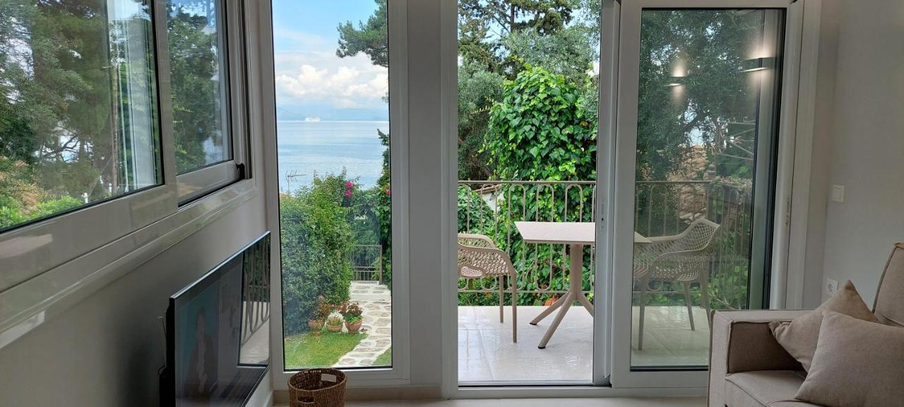 Apartment Ionian Paths