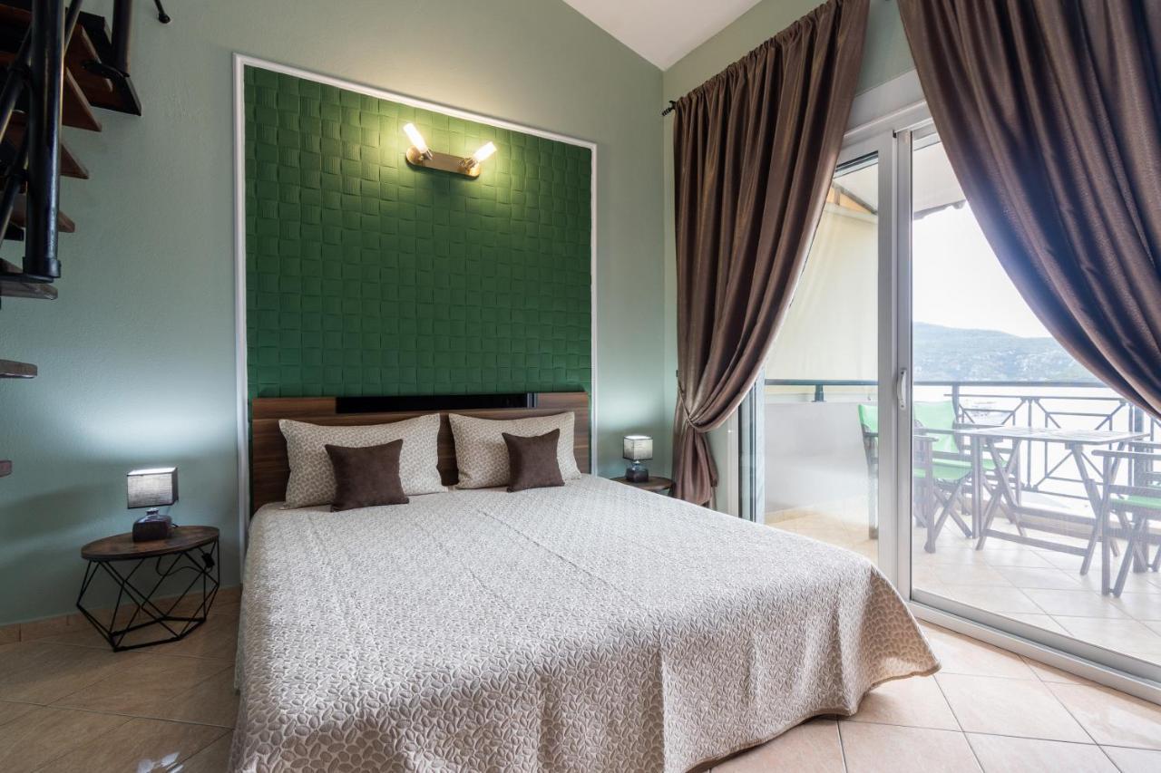 Diogenis Apartment Porto Koufo