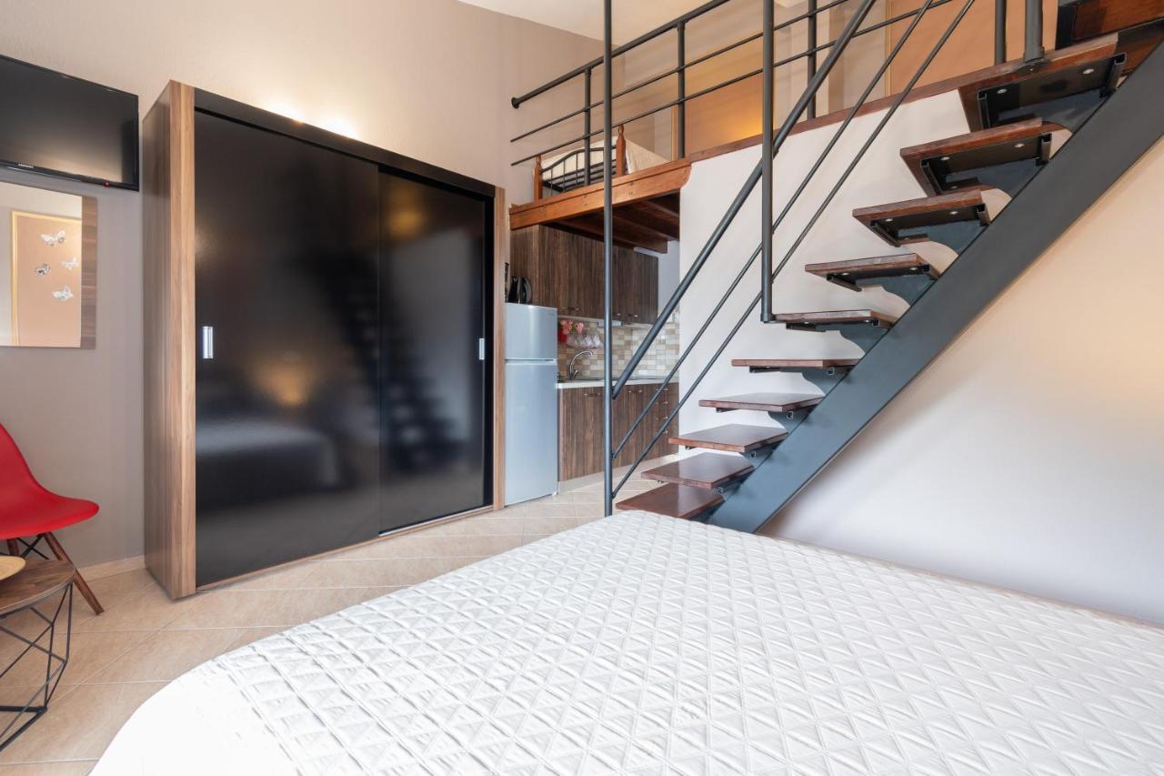 Diogenis Apartment