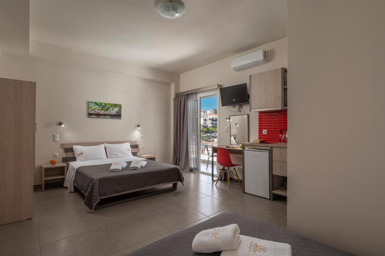 Sunshine Aparthotel Neos Marmaras