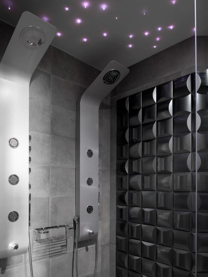 Macaris & Hotel Rethymno (Crete)
