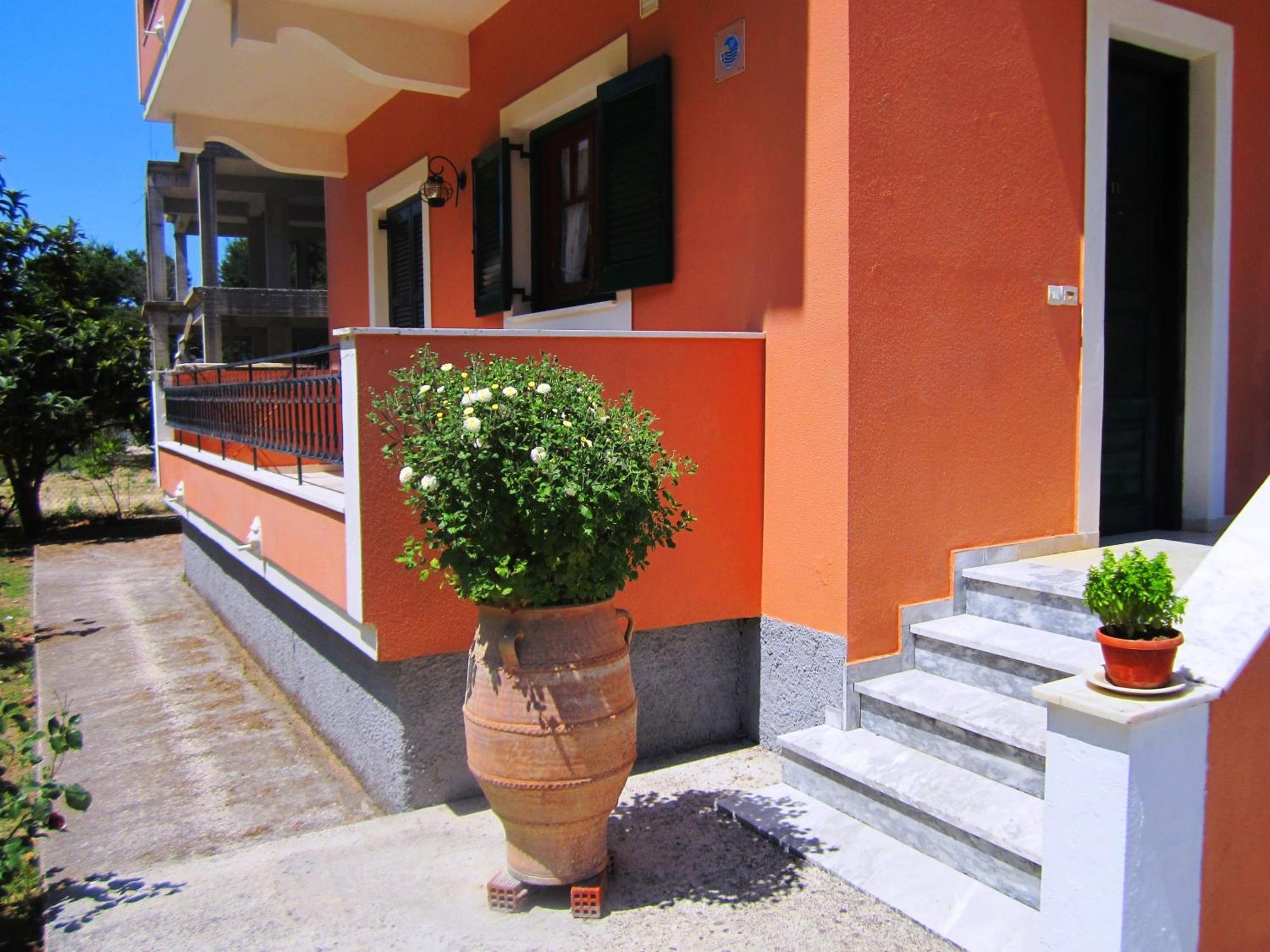 Varvara & Ii Aparthotel Peroulades (Corfu)