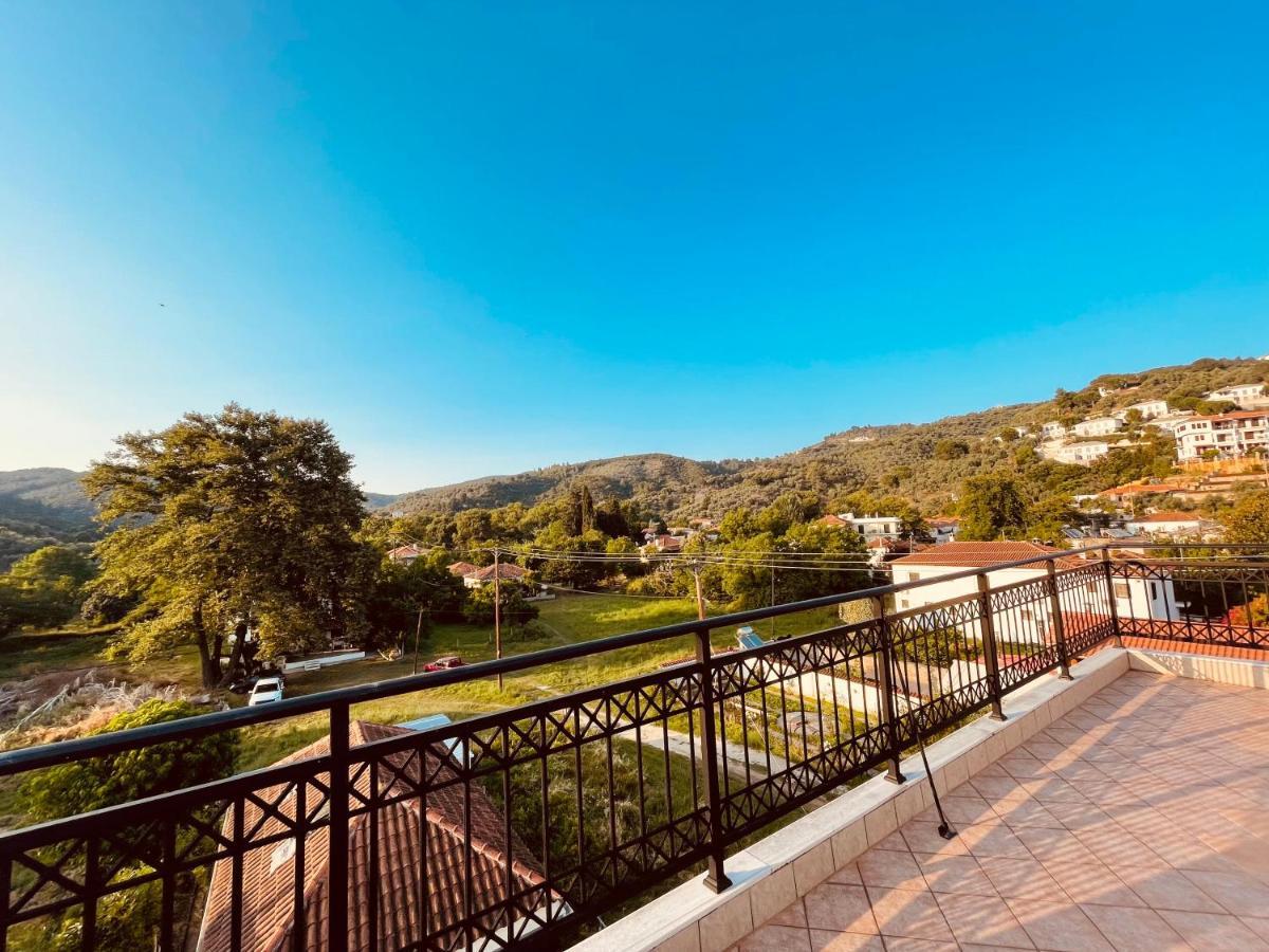 Delfinia Platanias (Thessaly)