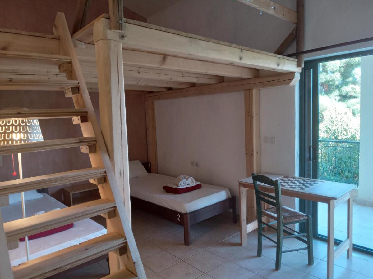 The White Rabbit Eco-lodge Spacious Apartment *