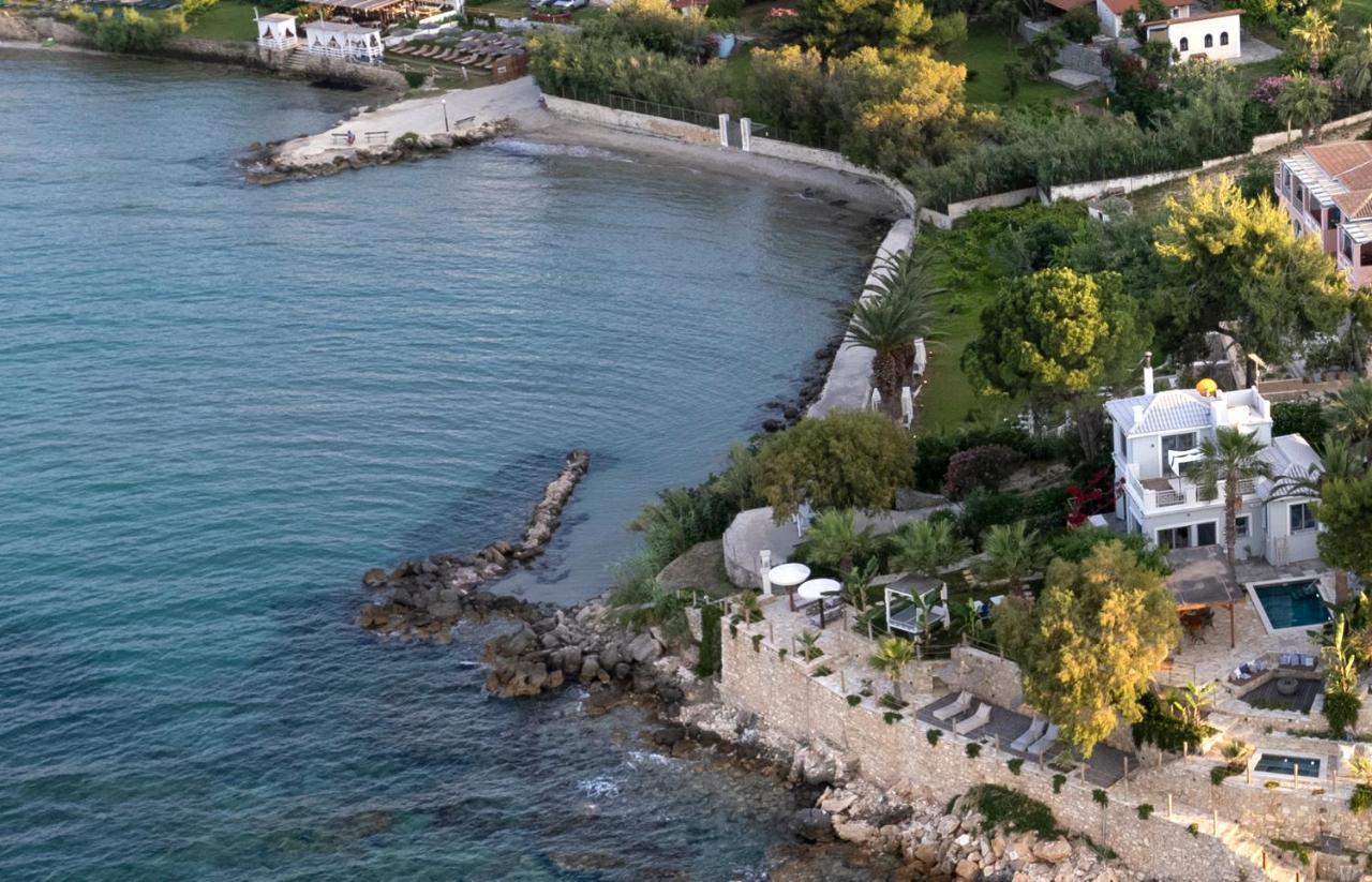 Paradisso Beach Villas