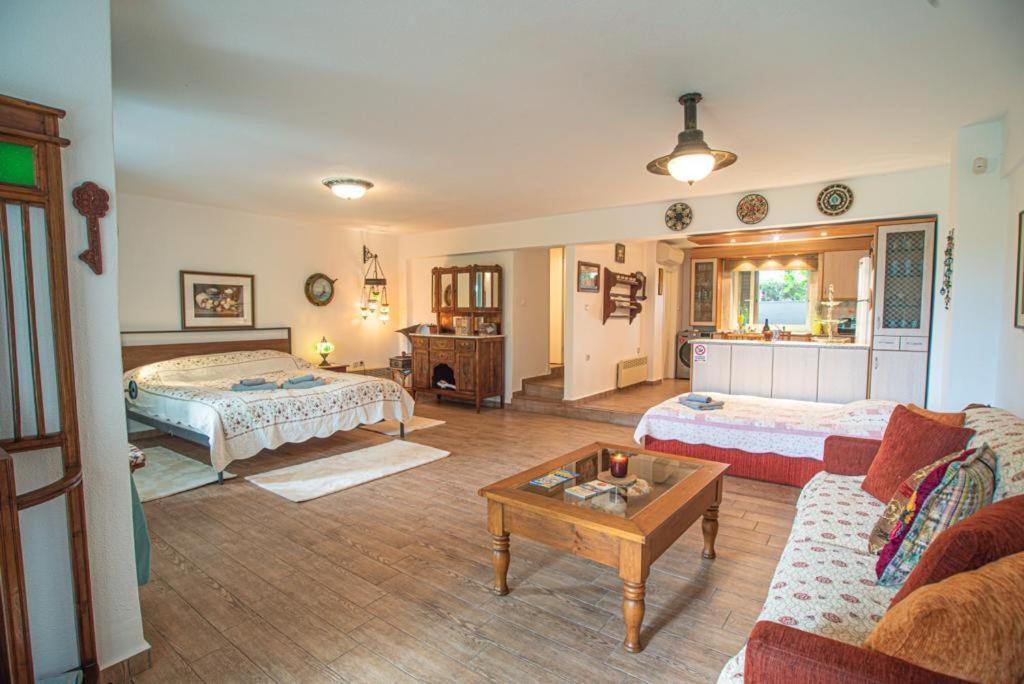 Sweet Dreams At The Seaside Apartment *