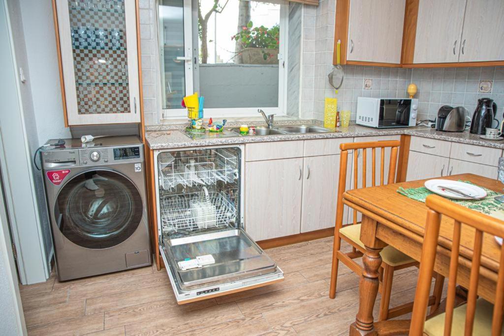 Sweet Dreams At The Seaside Apartment Skala Fourkas