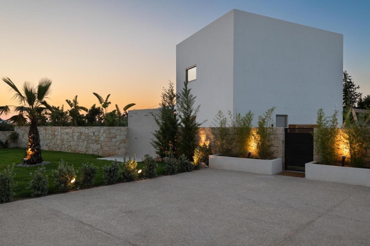 Sohora Twin Villa *