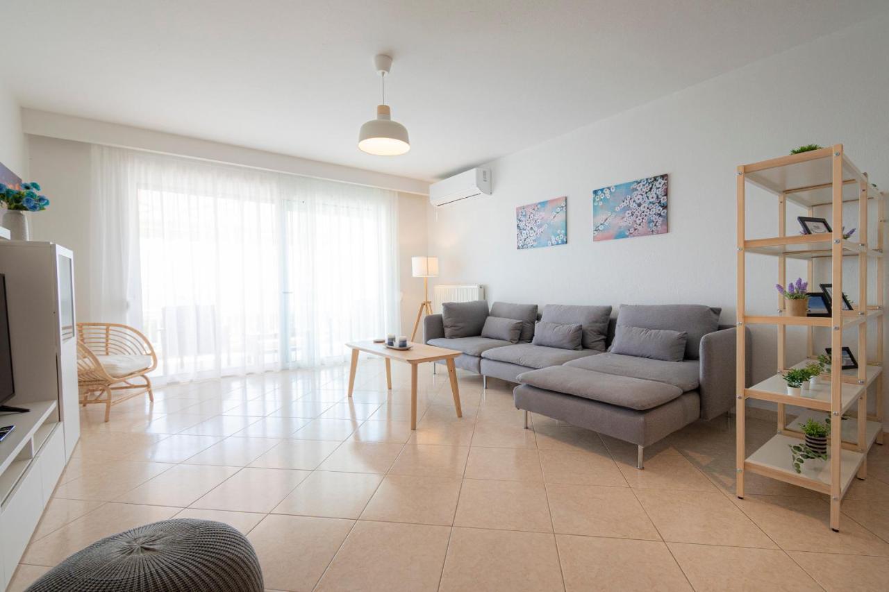 Theatre By Rentalspro Services - Halkidiki Apartment *