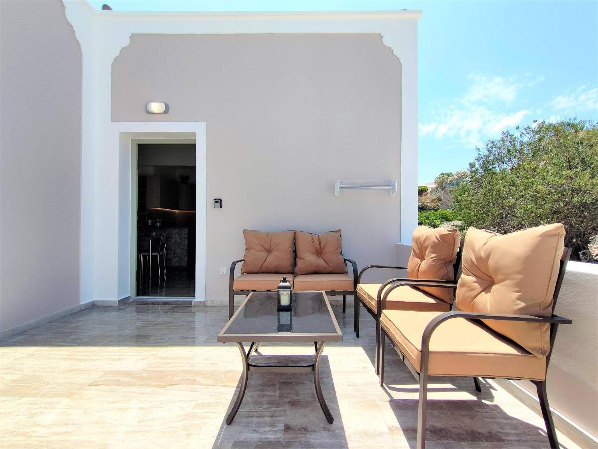 Elpida Santorini Vothon