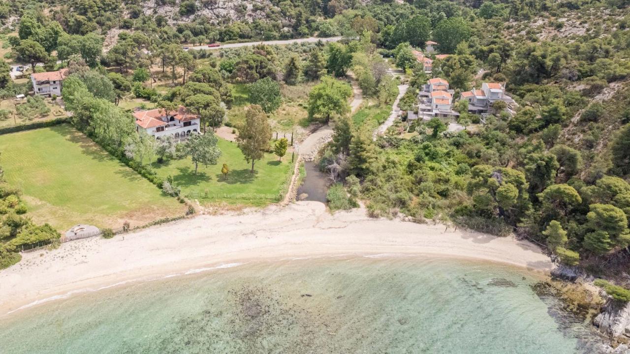 Hacienda Beachfront Villas, Spathies