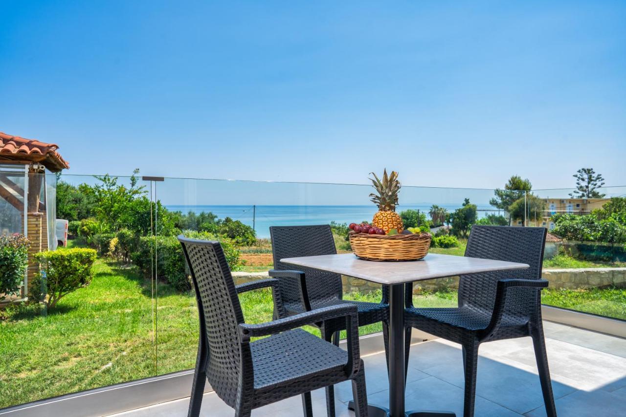 Amoudi Studios Apartments Hotel